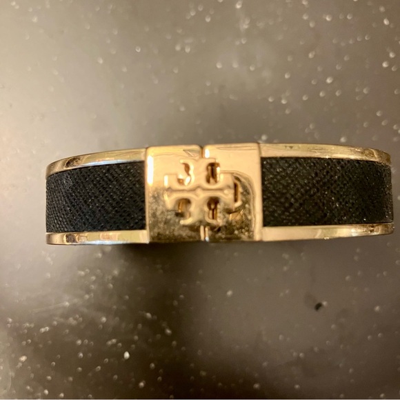 Tory Burch - 1/2” Black Leather Inlay Gold Hinged Bracelet - Picture 8 of 10